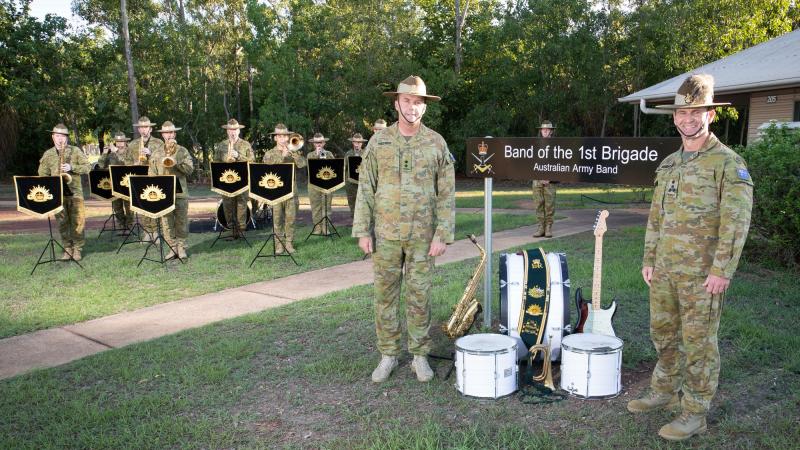 Commander of 1 Brigade Brigadier Ash Collingburn, right, welcomes Commanding Officer Australian Army Band Lieutenant Colonel Dan Hiscock to Robertson Barracks, Darwin. Photo: Petty Officer Peter Thompson 