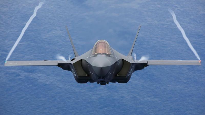Former Jetstar aviation workers will be part of the maintenance workforce sustaining Air Force’s growing fleet of F-35A Lightning II after their training is complete early in 2021.