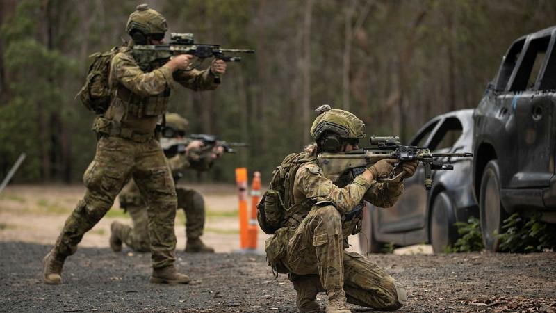 Lieutenants and sergeants from the 8th/9th Battalion, Royal Australian Regiment, conduct close-combat shooting during Exercise First Shot. Photo: Corporal Nicole Dorrett