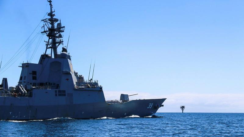 HMAS Hobart patrols the Bass Strait gas and oil platform. Photo: Petty Officer Brendan Matchett