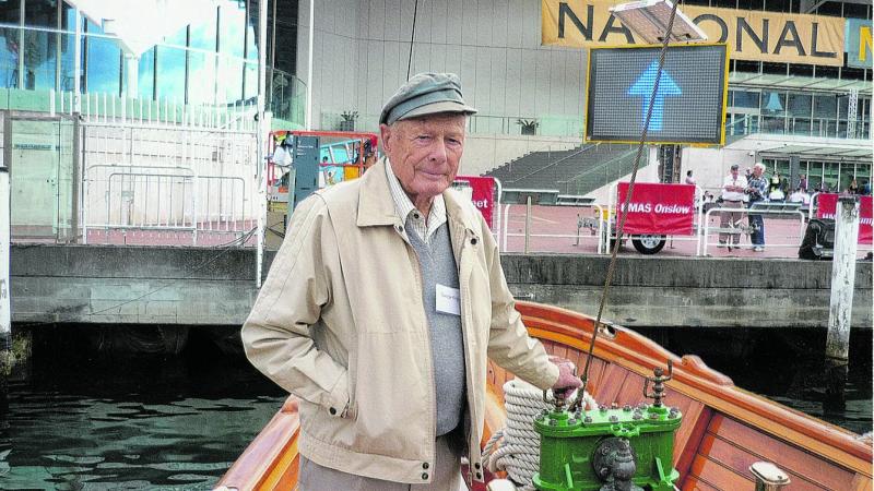 George King, who turned 100 on Anzac Day, visiting the National Maritime Museum in Sydney.
