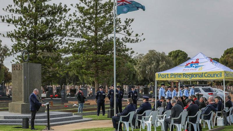 Air Force personnel and members of the Port Pirie community commemorate the 80th anniversary of the loss of 22 aircrew under training at Port Pirie during World War II at Port Pirie Cemetery, SA. Photo: Corporal Brenton Kwaterski