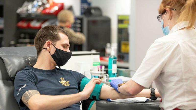 Aircraftman Connor Broad gives a blood donation at Lifeblood's Modbury donor centre, South Australia. Photo: Leading Aircraftman Sam Price