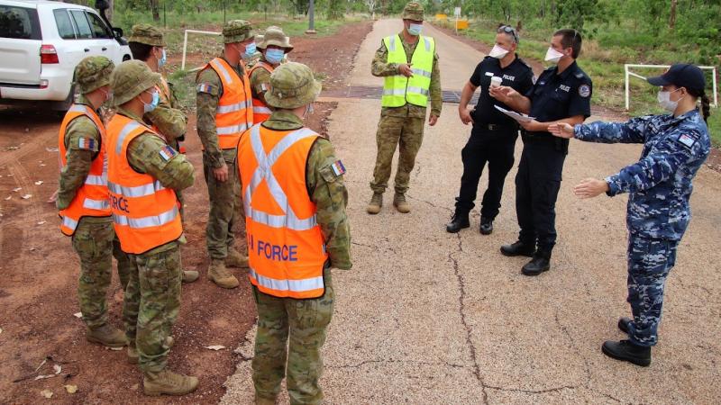 Australian Defence Force members and Northern Territory Police cooperate to support the indigenous community of Binjari, near Katherine, in the NT. Photo: Squadron Leader Lauren Guest 