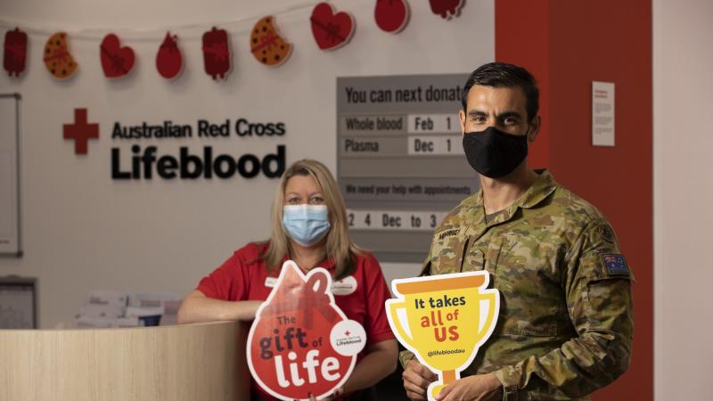 Army Corporal Shane Morrissey and Megan Green at the Lifeblood Liverpool Donor Centre, New South Wales. Photo: Sergeant Nunu Campos