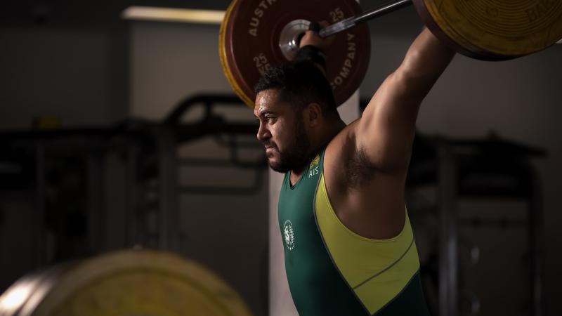Leading Seaman Suamili Nanai trains at the HMAS Stirling gym in preparation for the 2022 Commonwealth Games in Birmingham, United Kingdom. Photo: Leading Seaman Craig Walton