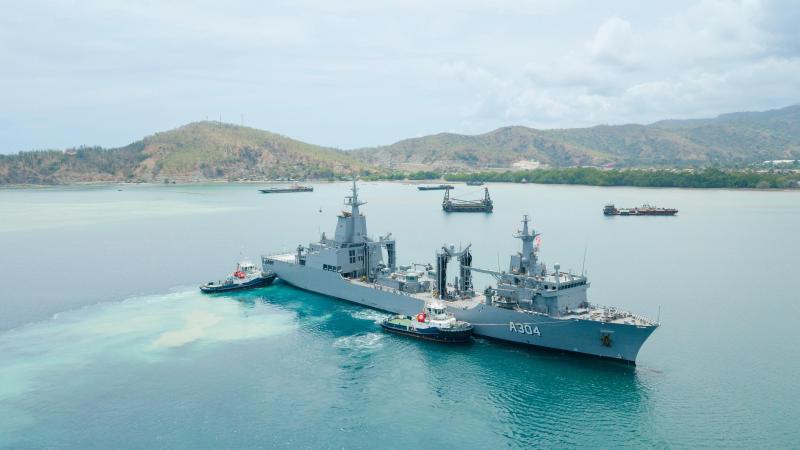 Auxiliary oiler replenishment vessel HMAS Stalwart enters Tibar Bay Port in Dili, Timor-Leste, as part of Indo-Pacific Endeavour 2022. Photo: Petty Officer Jake Badior