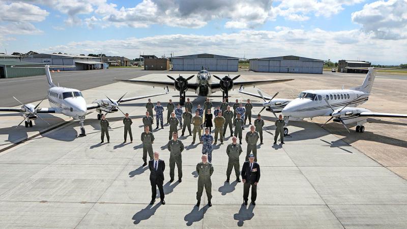 32 Squadron and Squadron Leader (retd) Ted McConchie with a 100 Squadron Lockheed Hudson aircraft and 32 Squadron B350 King Air aircraft. 