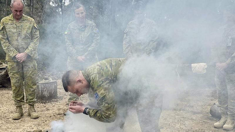 Defence members posting from Puckapunyal have been farewelled from country during a ceremony on 28 November at the Puckapunyal Military Area yarning circle.