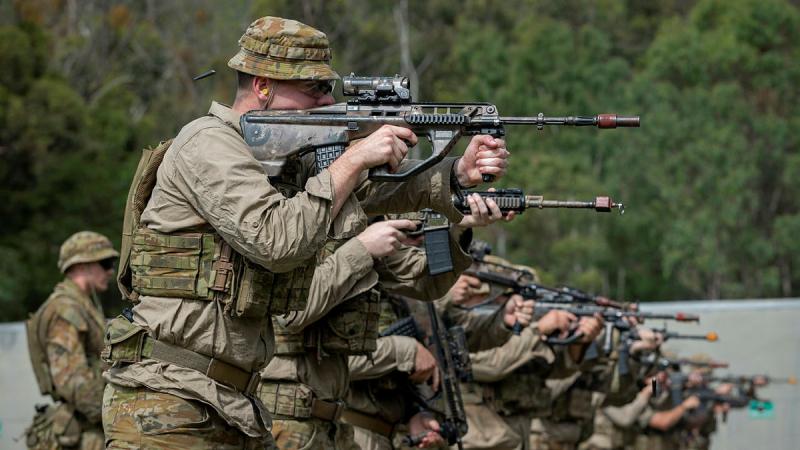 An Australian Army rifleman from 6th Battalion, The Royal Australian Regiment, conducts combat shooting rehearsals at Gallipoli Barracks, Brisbane. Photo: Corporal Nicole Dorrett
