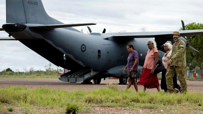 Traditional owners from the Fitzroy Valley region visit the Air Force Mobile Air Operations Team at Fitzroy Crossing airport. Photos: Leading Aircraftwoman Kate Czerny