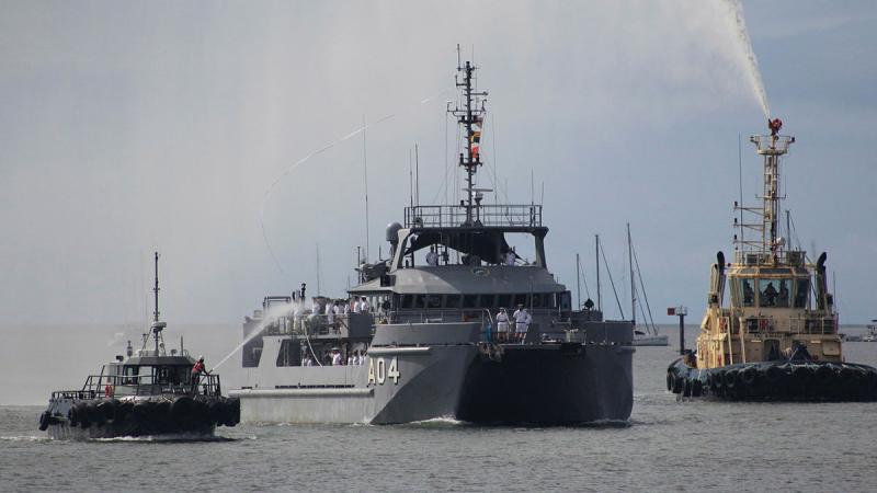 HMAS Benalla makes its final approach into HMAS Cairns, Queensland. Photo: Able Seaman Lauren Pugsley