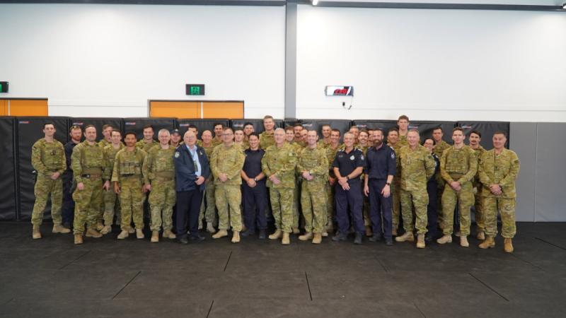 Australian Army personnel from 11th Brigade with Queensland Police Service during Exercise Arras integration in Brisbane. Photos: Lieutenant Nicolas Hawkins