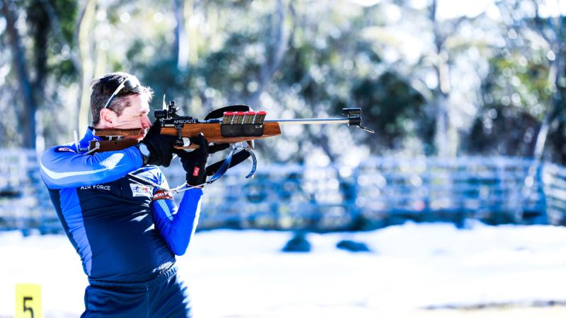 Flight Lieutenant Carl Trindorfer zeros his rifle during Exercise Coolshot 2023.
