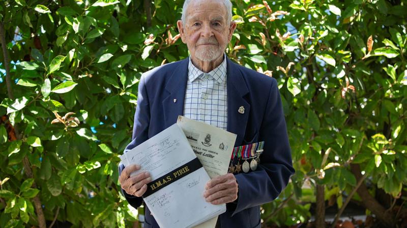 World War 2 veteran Ron Vickress donates his collection of historic documents related to HMAS Pirie to the Navy's Sea Power Centre in Canberra. 