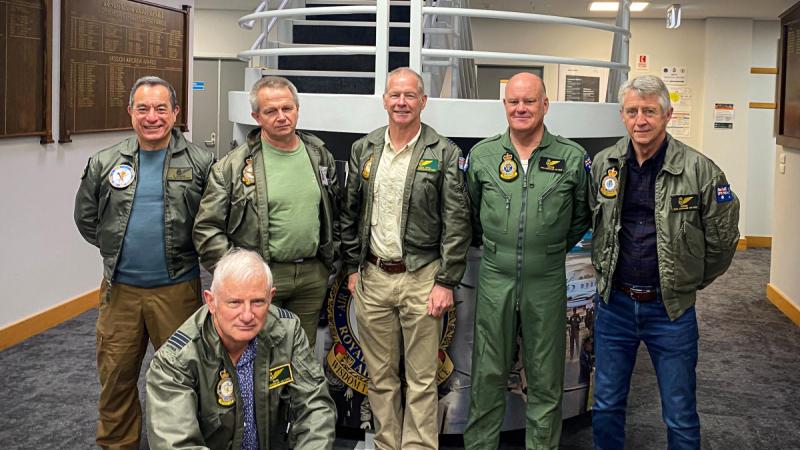 Royal Australian Air Force soldiers reunite 40 years after graduating navigator course. 