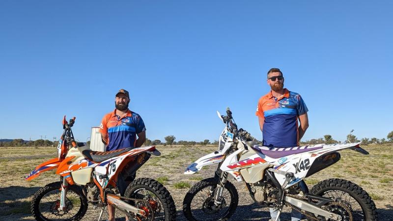 Corporals Jacob Wilkinson (L) and Sam Harman at the 2024 Finke Desert Race.