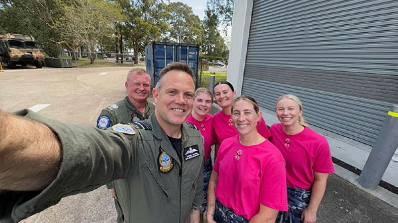 Chief of Air Force, Air Marshal Stephen Chappell and Warrant Officer of the Air Force Ralph Clinton with Leading Aircraftwoman Sarah Gardner, Corporal Melany Stummer, Leading Aircraftwoman Riley Biedermann and Leading Aircraftwoman Rachael Hoey.