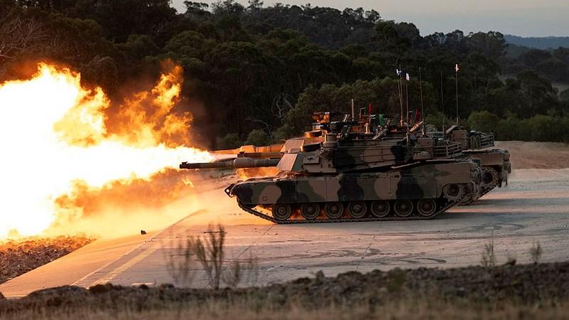 Coral-Balmoral Cup bilateral armoured competition pits elements of the Australian Army School of Armour and US teams from the 1st Armored Division, 1st Infantry Division, and 11th Armoured Cavalry Regiment at Puckapunyal, Victoria.