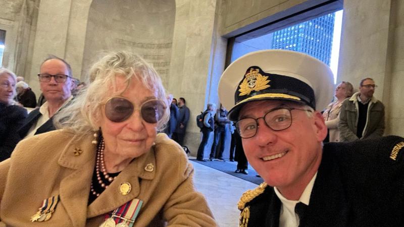 A World War 2 Navy veteran visits Fleet Base East with the Fleet Commander.